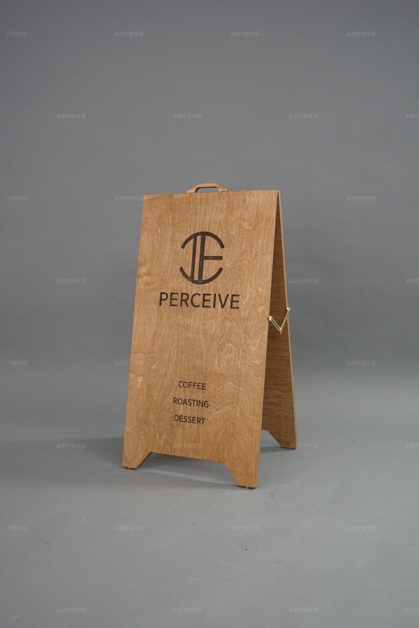 아트시스의 우드 소재의 PERCEIVE 카페 간판 - 커피, 로스팅, 디저트